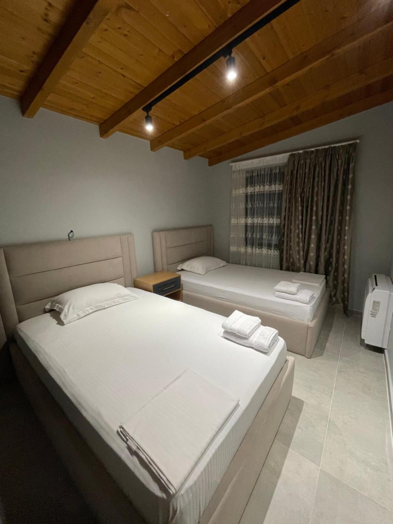 Luxury Rooftop * Vlorë
