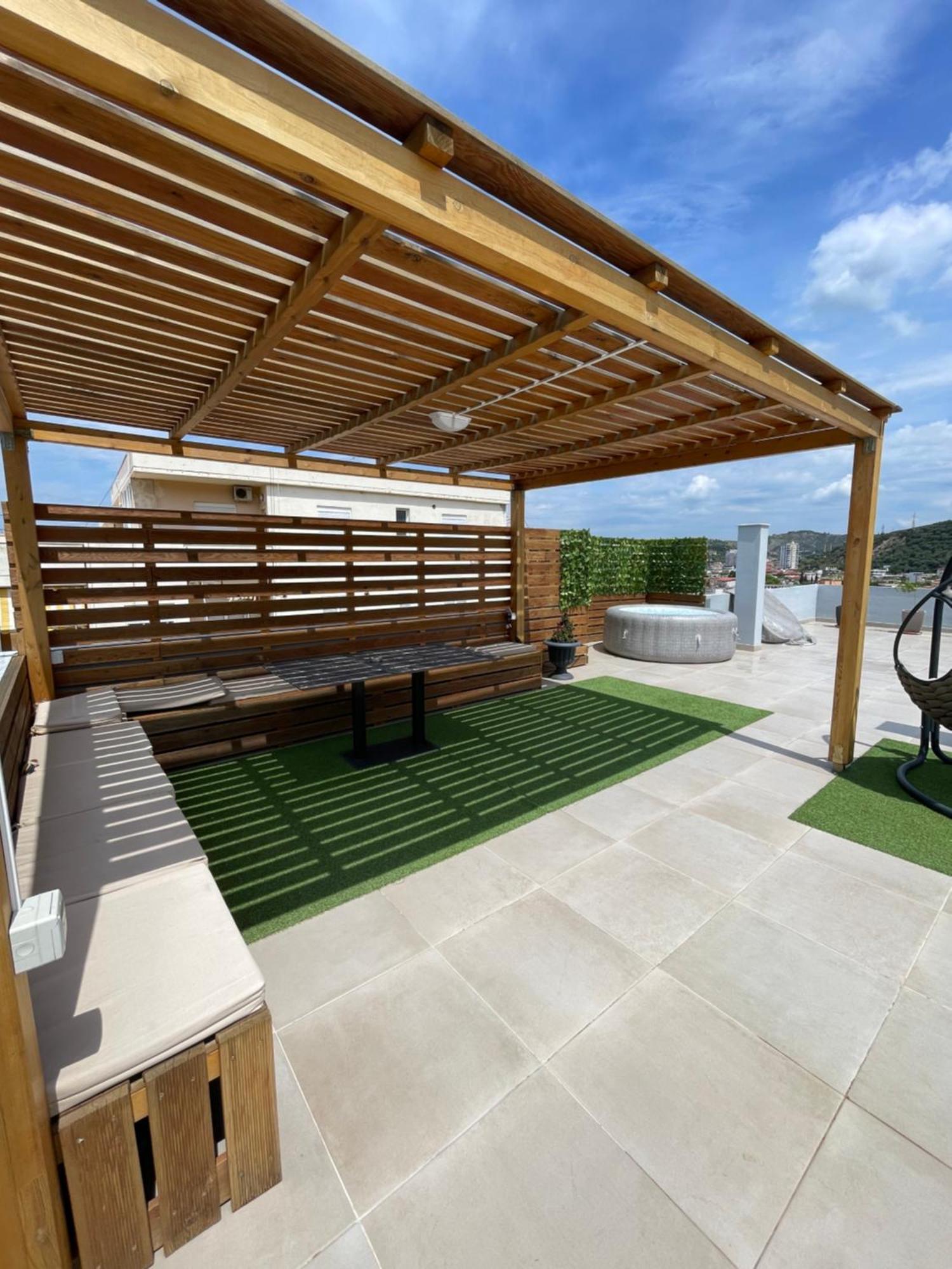 Luxury Rooftop Apartmán