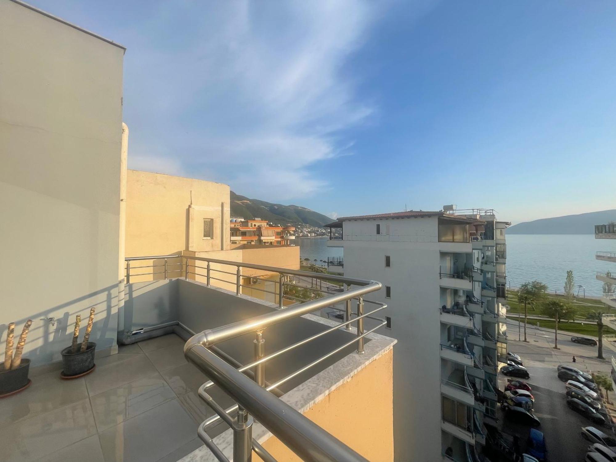 Luxury Rooftop * Vlorë