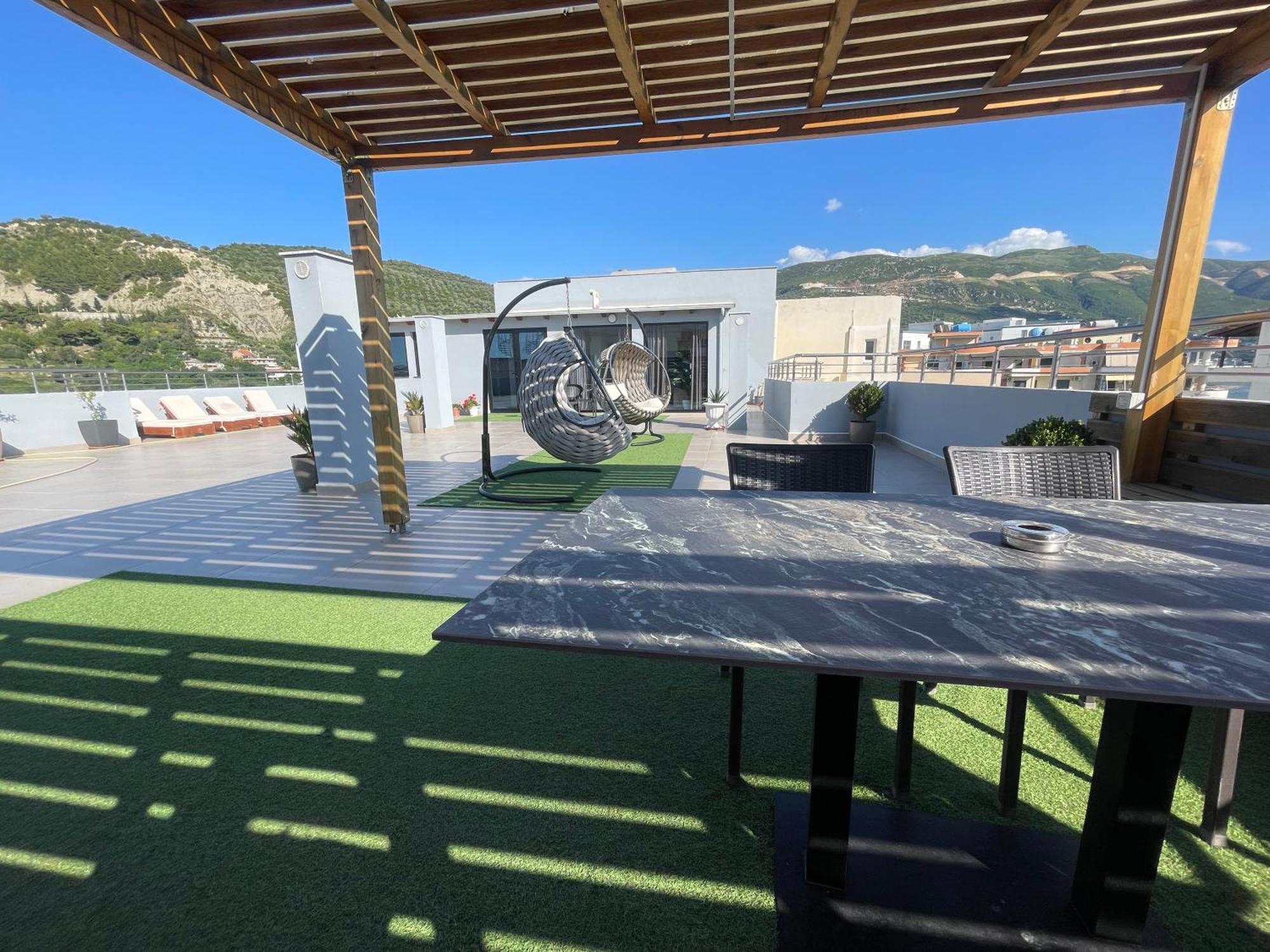 Luxury Rooftop *